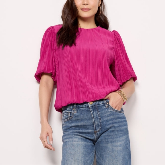 Evereve Fuschia Pink Plisse Puff Sleeve Crewneck Relaxed Bexley Top - Picture 1 of 10